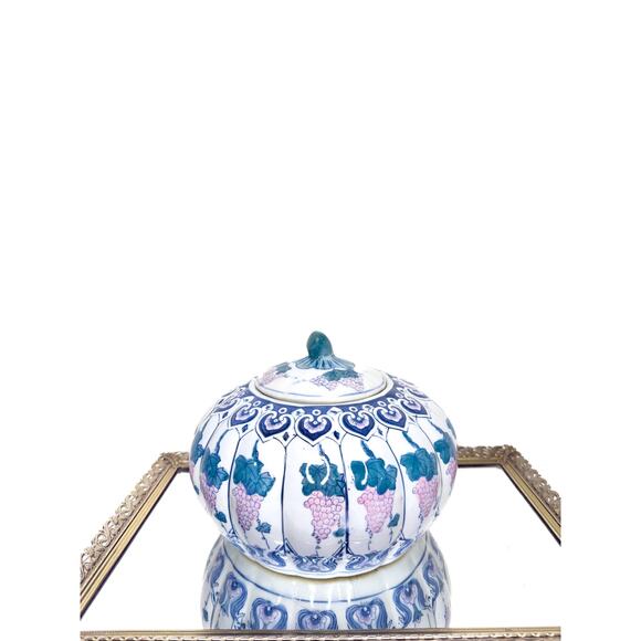 Vintage Chinoiserie Grapevine Pumpkin Jar with Lid - Picture 1 of 10